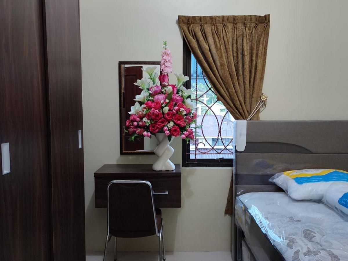 M1 Residence Manado Exterior photo